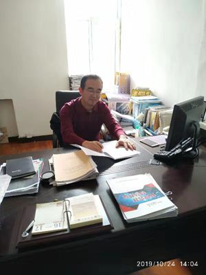 公司機關(guān)黨支部積極開展“不忘初心、牢記使命”主題教育答題活動1.png